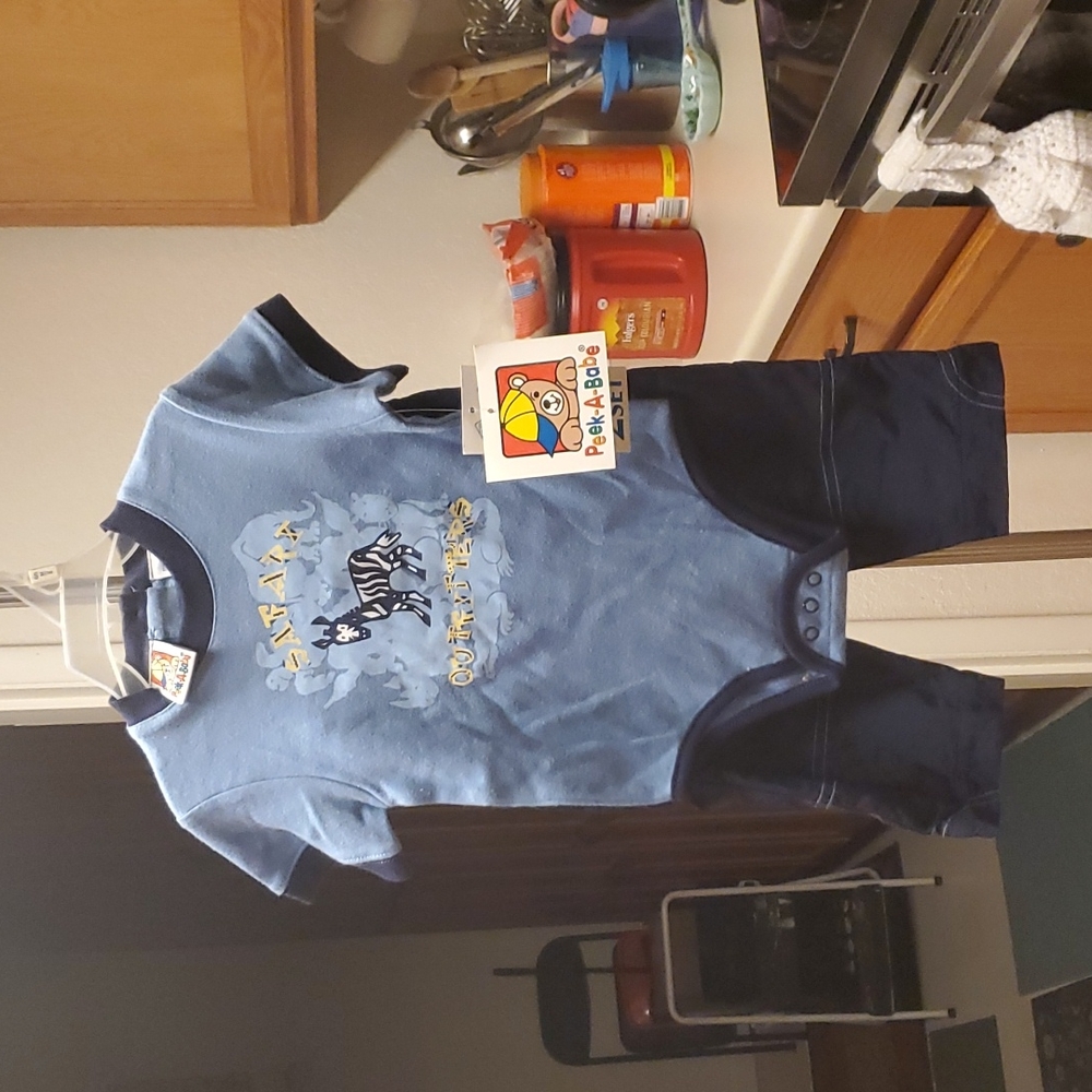 NWT Peek a babe set